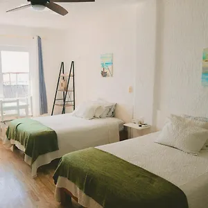  Apartment Plaza Ocean Front
